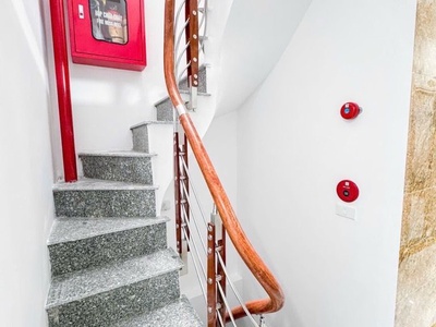 Bán tòa chdv dịch vọng   7 tầng   25 phòng  125tr/tháng  giá 24,8 tỷ 4