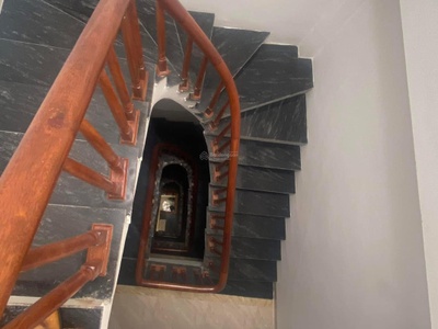 Những bất động sản nào mà giá trị không tăng trong khi giá vẫn tăng thì sớm muộn cũng quay trở về 3