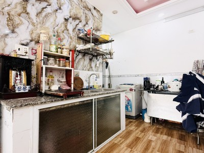 Nhà lô góc   80m    ngang 5m   dòng tiền 10tr/tháng. 4