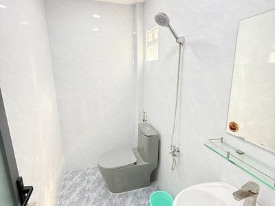 Hxh vào nhà mới ở ngay gò vấp giáp tân bình gần sân bay, 2 tầng, sổ a4 hoàn công đủ, tặng nội thất, 1