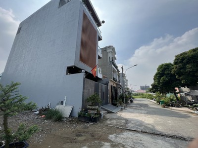 Cần bán 224m2 đất thổ cư đường nhựa xe tải tận đất 0