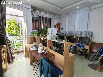 Cho thuê nhà đẹp 1 trệt   3 lầu phường chánh hưng, hcm, dt 31,5m2, giá 11tr/tháng 2