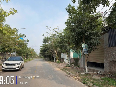 Đất mặt đường phạm văn đồng phường xuân hoà gần 200m giá nhỉnh 3 tỷ 1