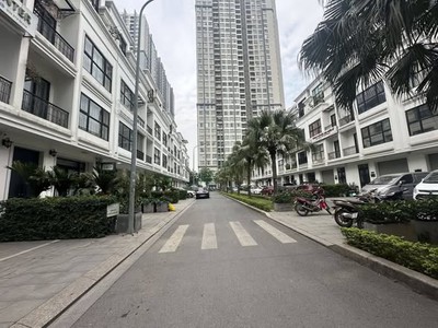 Biệt thự liền kề vinhomes gardenia   hàm nghi 113m2, 5 tầng, kinh doanh -vỉa hè rộng 2