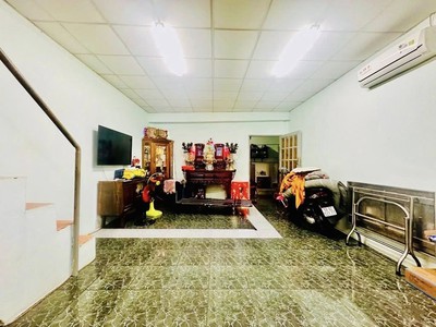 Thoại ngọc hầu  mặt tiền giá hẻm  ngang 5.3m nở hậu  2 tầng  100m  chỉ 10.x 1