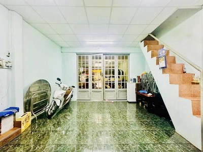 Bán nhà mặt tiền thoại ngọc hầu   ngang 5.3m nở hậu   giá hẻm   2 tầng   100m 10.x 2