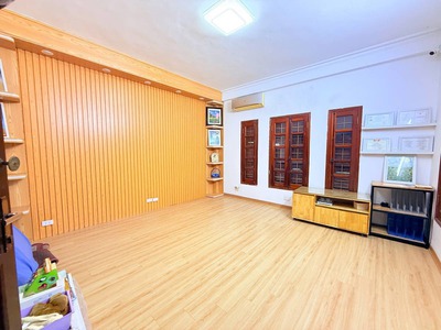 Hót phố lạc long quân 74m 5 tầng nhỉnh 28 tỷ ngõ nông ô tô tránh thông võng thị 1