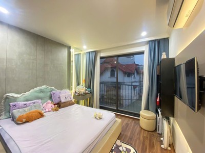 Bán nhà có gara ô tô   trung tâm ngọc thụy   6 tầng   13.6 tỷ  tl 4