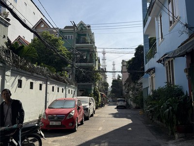 Bán nhà mt đường nguyễn trọng lội, phường 4  tân bình  4,8 17  3 tầng 4