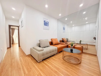 Tập thể tôn đức thắng 60m2  giá 3,55 tỷ đống đa full nội thất gần hồ điều hòa 0