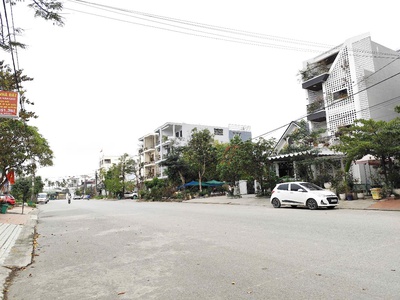 Lô biệt thự mặt đường siêu rộng 30m thư trung - văn cao - 200m - giá 17 tỉ 2