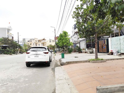 Lô biệt thự mặt đường siêu rộng 30m thư trung - văn cao - 200m - giá 17 tỉ 1