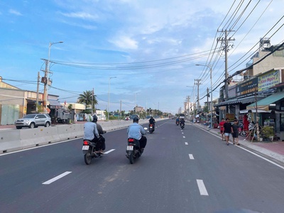 Cần bán 4430m2 đất thổ cư mt đường nguyễn cửu phú 1