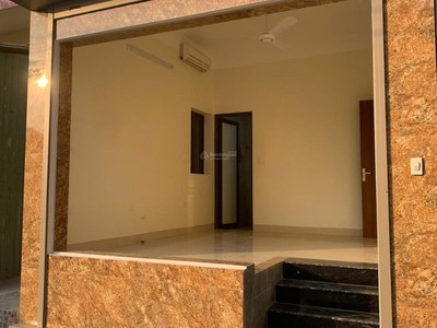 Cho thuê mặt bằng ngọc thuỵ - long biên 1