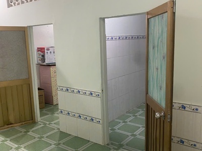 Cho thuê nhà nguyên căn - rộng rãi, thoáng mát, giá tốt. 2