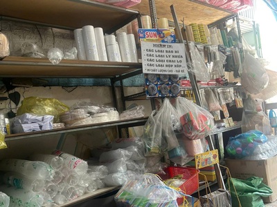 Cần sang gấp cửa hàng bao xốp vị trí cực đẹp ngay ngã 3 nguyễn thị đặng, quận 12 3