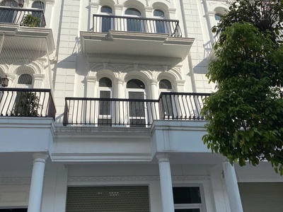 Chính chủ bán lk louis 2   louis city đại mỗ 105m , sát trục lê quang đạo kéo dài 0