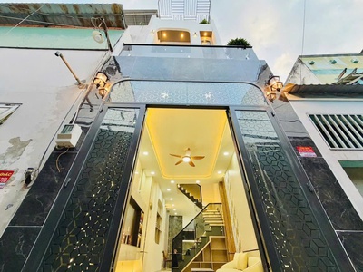 Nhà bán 3 tầng 4pn tại gò vấp, tp hồ chí minh- hẻm thông, nội thất cao cấp giá hơn 5 tỷ 0