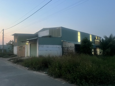 Chính chủ cần bán hoặc cho thuê nhà xưởng tại bình tiền 1,đức hoà hạ ,long an. 0