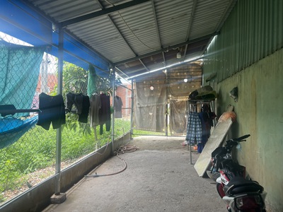 Chính chủ cần bán hoặc cho thuê nhà xưởng tại bình tiền 1,đức hoà hạ ,long an. 2