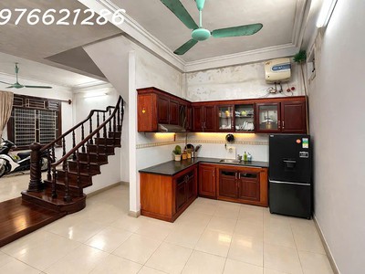 Bán nhà dân xây ngô gia tự   38m    5 tầng   6 ngủ   cách ô tô 20m   giá 7,6 tỷ 0