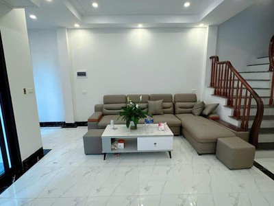 Bán nhà chân đê vàng- long biên   45m    thang máy   ô tô đỗ cửa   nhà mới tinh   giá 9.1 tỷ 0