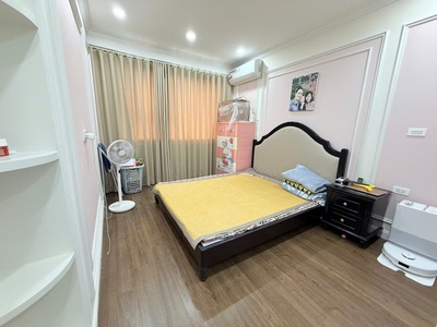 Giảm chào 1 tỉ bán nhà mặt phố nguyễn công trứ, 20m2, 6 tầng, mặt tiền 3.5m, 12.5 tỷ, kinh doanh 1