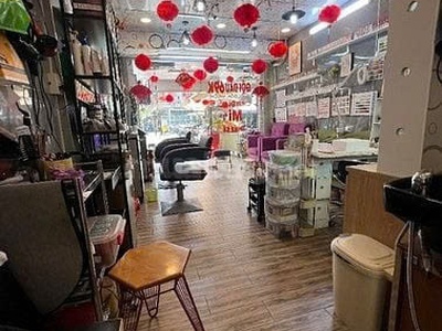 Sang tiệm nail chung cư nguyễn thiện thuật q3   full nội thất   149tr 1