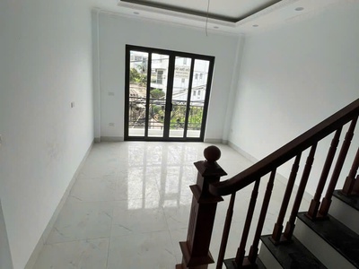 Chính chủ cho thuê nhà văn phòng 5 tầng   quán gánh, ngọc hồi, thanh trì, hà nội 1