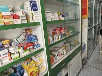 Sang nhượng tủ quầy   trang thiết bị nhà thuốc  quận 11 0