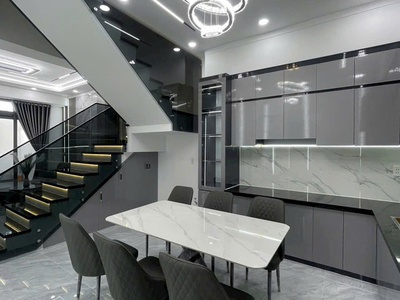 Bán nhà đẹp 2 tầng p.biên hòa,đường nhựa 2 ô tô,nội thất đầy đủ,dọn vào ở ngay 2