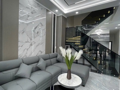 Bán nhà đẹp 2 tầng p.biên hòa,đường nhựa 2 ô tô,nội thất đầy đủ,dọn vào ở ngay 0