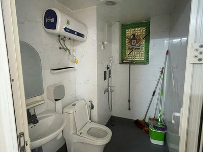 Cho thuê căn hộ CT2-C1,VOV Mễ Trì. 70m, 2 phòng ngủ, đủ đồ 11 triệu 4