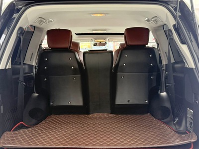 Bán Toyota Land Cruiser 4.6 V8 sản xuất 2020. Xe cực đẹp. 9