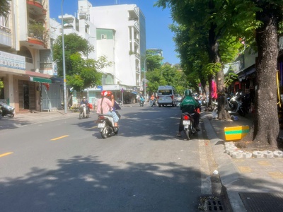 Bán Nhà 2 Mặt Tiền Trước Sau YERSIN Quận 1 2