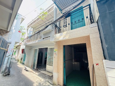 Nhà ngang khủng 8m hưng phú p9q8 cách mặt tiền 3 căn 0