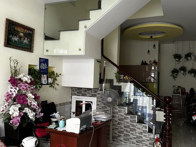 Cho thuê nhà 1 trệt 2lầu, 48m2, 3pn  nội thất giá tốt hẻm xe hơi đường số 8, p.hiệp bình chánh, thủ 0