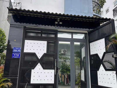 Cho thuê nhà nguyên căn   4pn, góc 2 mặt tiền hẻm   full nội thất cao cấp   xe hơi vào tận nhà 2