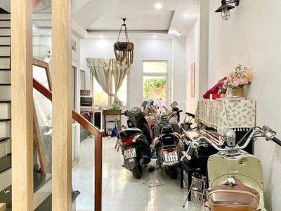 Bán nhà đường số 12, phường hiệp bình phước, thủ đức, tp hcm. dt 76m2, 3 tầng, 3pn - sổ hồng. giá 1