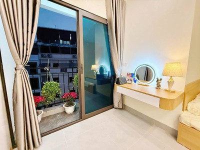 Hiếm- bán nhà đẹp nguyễn sơn- gần ô tô- sát phố- dân xây- 60m 5 tầng thang máy- full nt- nhỉnh 13 0