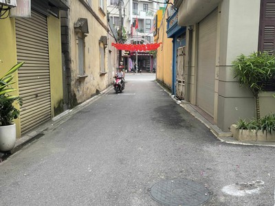 Chính chủ cần bán 55.5 m2 đất ngô xuân quảng - gia lâm, giá 10.55 tỷ, lh 0985865658 3