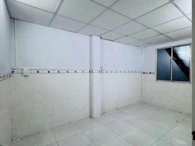 Bán nhà mặt tiền 1 trệt 1 lửng ngay chợ đệm bình chánh giá 1 tỷ 020 triệu 1