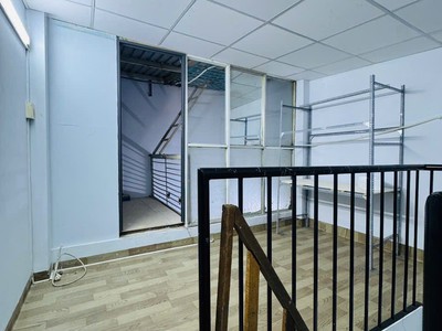 Bán nhà mặt tiền 1 trệt 1 lửng ngay chợ đệm bình chánh giá 1 tỷ 020 triệu 3