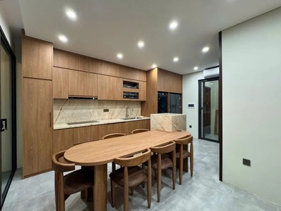 Nhà mới ở ngay nguyễn khánh toàn 46m 6t giá 15 tỷ thang máy full nội thất gần ô tô 1