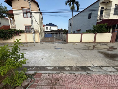 Bán 82m2 đất,đường thông ,ô tô tránh ,kinh doanh,võng xuyên phúc thọ hà nội 1