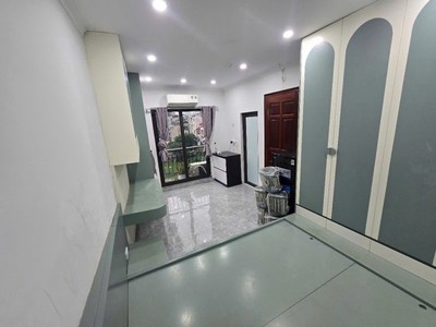 Kim giang lô góc 7 tầng mt 10m 16.95 tỷ tl 1