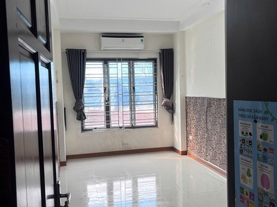 Cho thuê nhà 5 tầng ngõ 185 hồng đô ngõ 8 lê quang đạo , phú đô, nam từ liêm hà nội 2