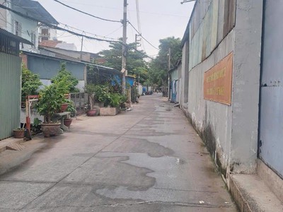 Gấp bán nhà nguyễn văn quá 100m2-p/đông hưng thuận.q12. giáp gò vấp-oto đỗ cửa giáp phần mềm quang 1