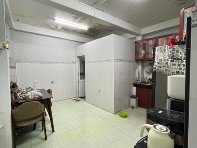 Bán nhà ngon nhỉnh 5 đồng - dt 70m2- đ.xóm chiếu- lưu thông tôn đản- hoàng diệu- nguyễn tất thành. 3