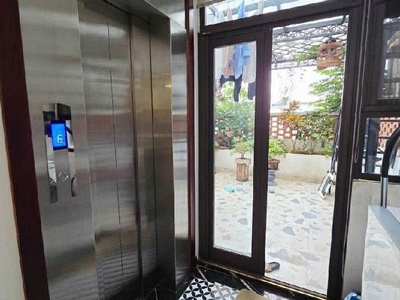 Giá tốt, bán nhà võng thị trích sài, ô tô vào nhà, 82m 6 tầng thang máy, chỉ 24 tỷ 3